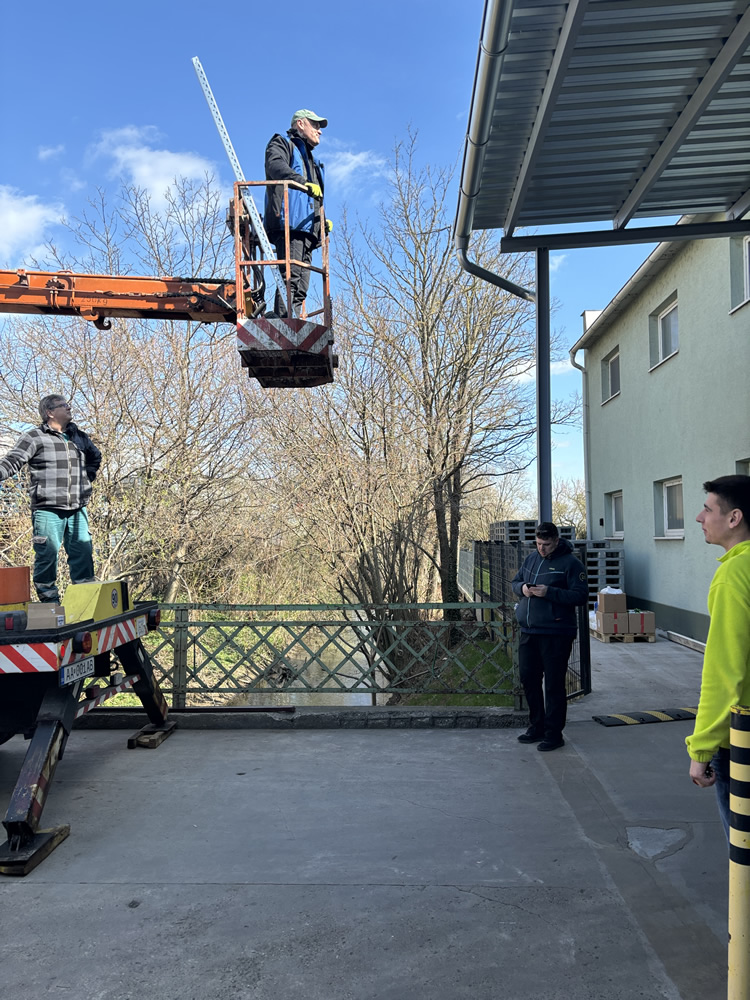 elektroinštalačné práce vo výške a nad voľnou hĺbkou