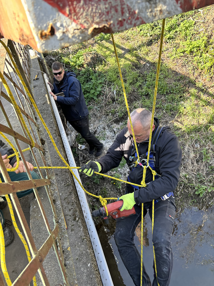 elektroinštalačné práce vo výške a nad voľnou hĺbkou